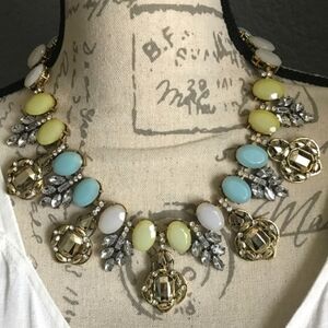 statement necklace